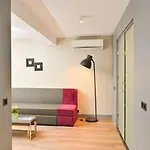 Ξενοδοχείο με διαμερίσματα Spil Σμύρνη