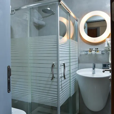 Spil アパートホテル